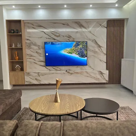 Modern Family Nest Skg