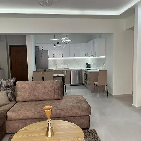Modern Family Nest Skg