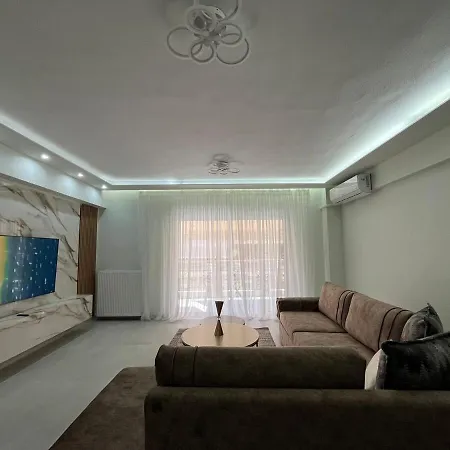 Modern Family Nest Skg