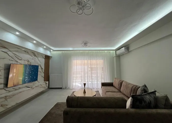 Modern Family Nest Skg